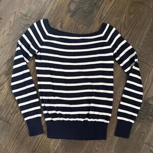 Brandy Melville Women's Navy and Blue Sweater